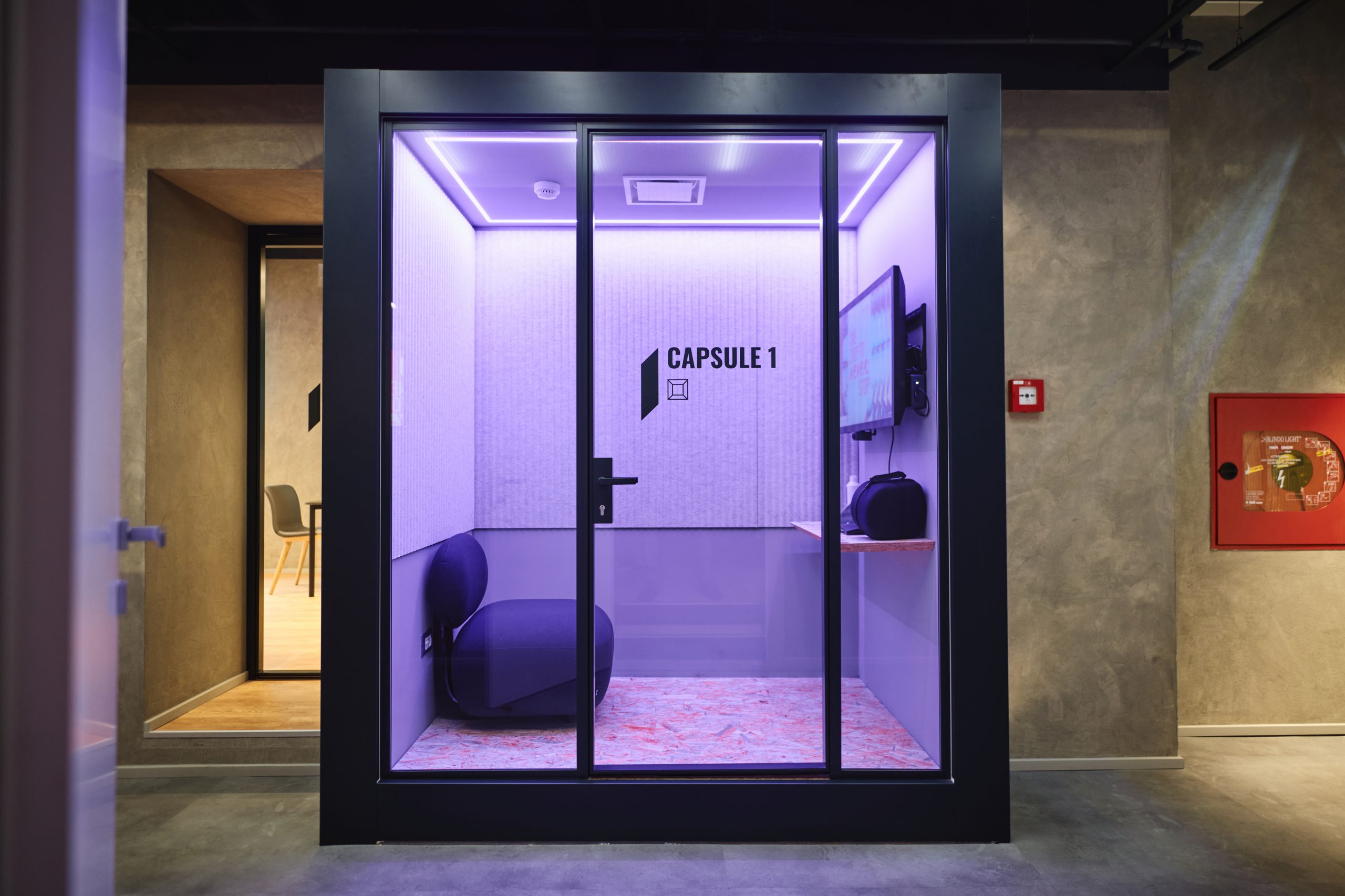 Capsule 2